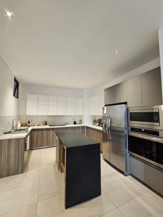 Apartamento en Venta Maranata Oakland Z.10 — Apartamento en Venta en Maranta Oakland, Zona 10, Guatemala, Ciudad — miniatura 3 de 17