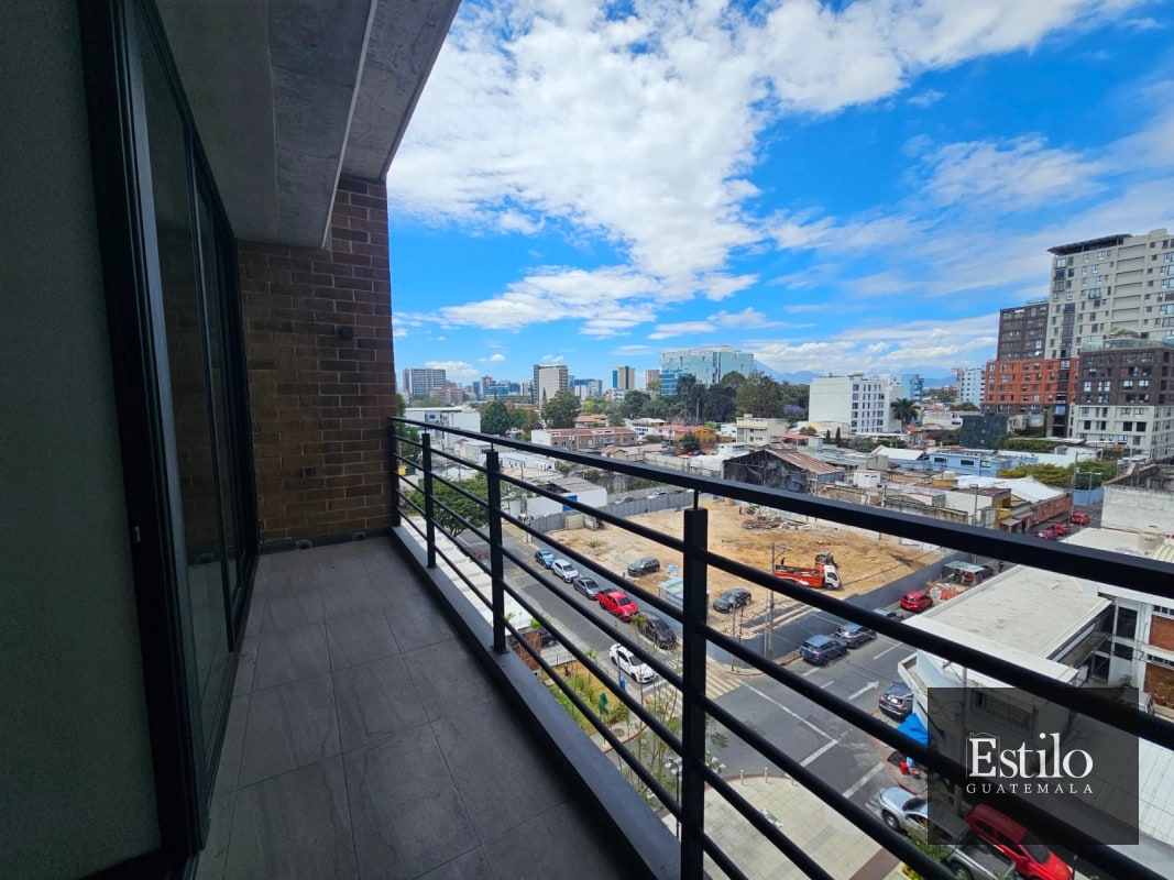 APARTAMENTO EN ALQUILER ZONA 10 - 1
