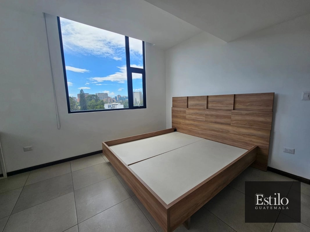 APARTAMENTO EN ALQUILER ZONA 10 - 8