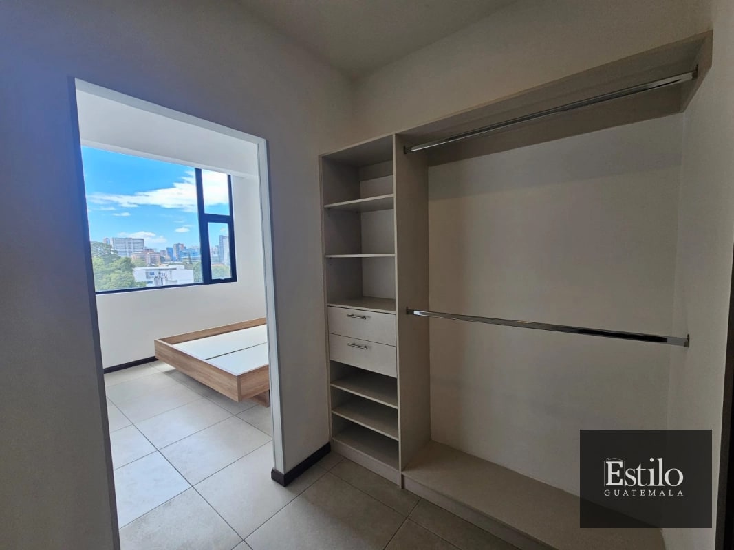 APARTAMENTO EN ALQUILER ZONA 10 - 3