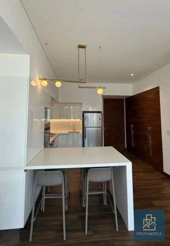 Apartamento amueblado en alquiler, Edificio AVIA, Zona 10 - 5