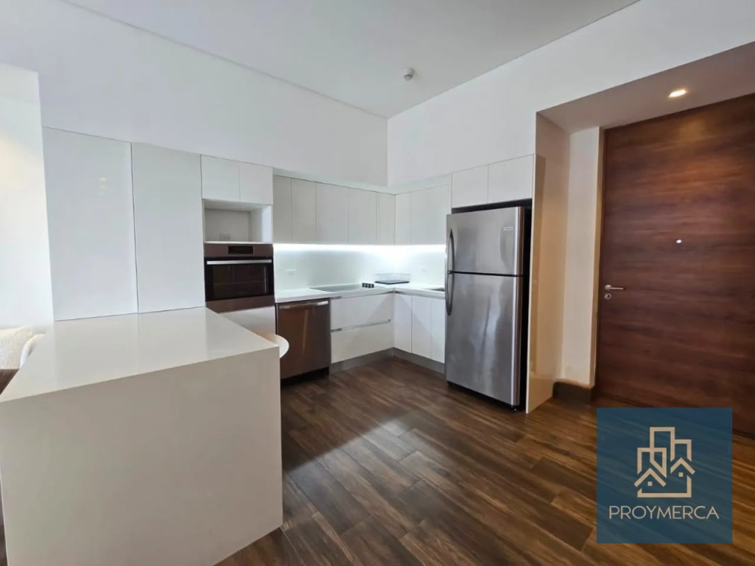 Apartamento amueblado en alquiler, Edificio AVIA, Zona 10 - 11