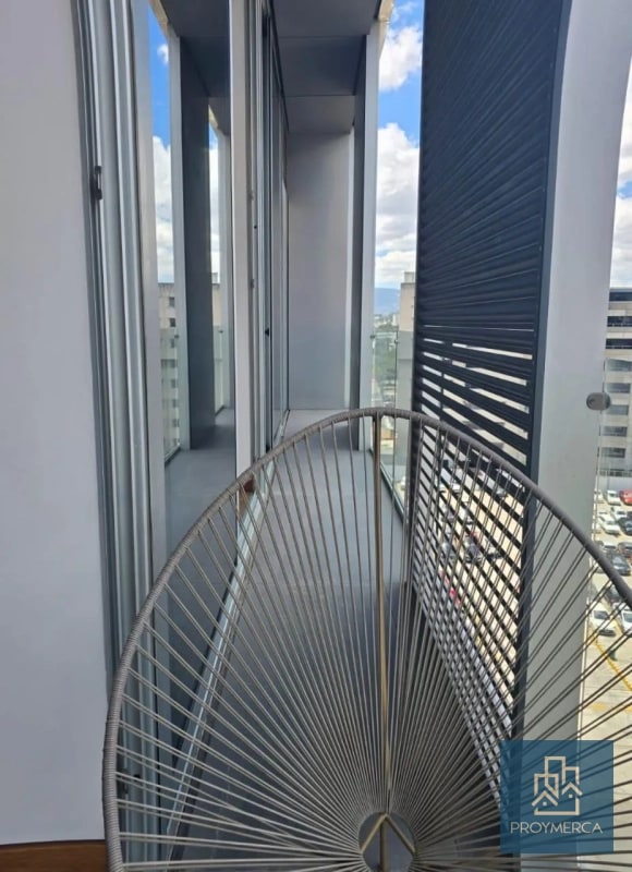 Apartamento amueblado en alquiler, Edificio AVIA, Zona 10 - 7