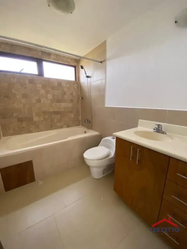 Aparatmento Zona 16 — Apartamento en Alquiler en Zona 16, Guatemala, Ciudad — foto 6 de 14