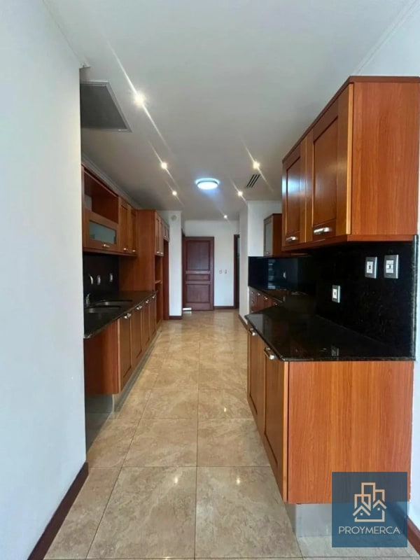 Apartamento en alquiler, Edificio Tadeus, Zona 14 - 14