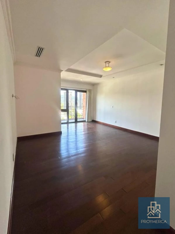 Apartamento en alquiler, Edificio Tadeus, Zona 14 - 11