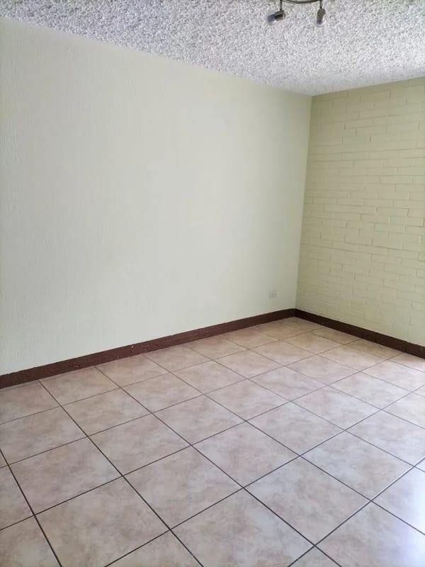Alquiler de apartamento en zona 10 de 3 dormitorios — Apartamento en Alquiler en Zona 10, Guatemala, Ciudad — foto 5 de 11