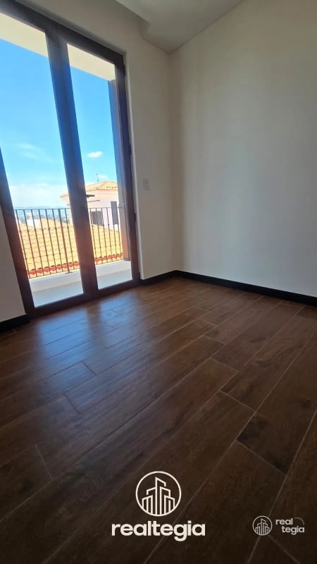 APARTAMENTO EN LIRIOS DE CAYALÁ ZONA 16 - 5