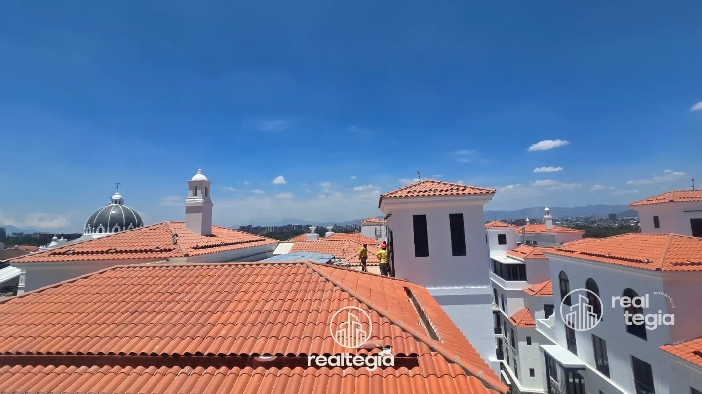 APARTAMENTO EN LIRIOS DE CAYALÁ ZONA 16 - 12
