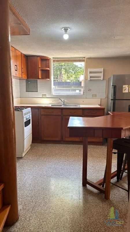 APARTAMENTO TIPO LOFT EN RENTA EN ZONA 15 - 14