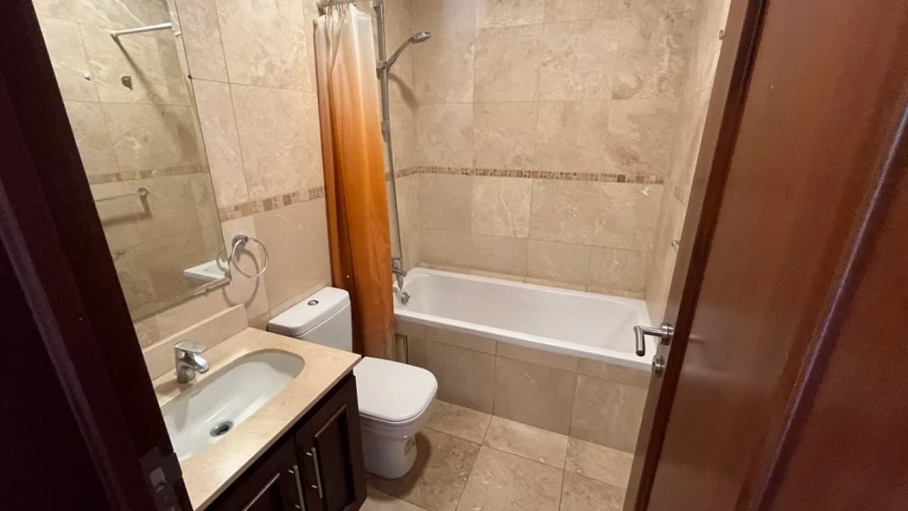 VENTA DE APARTAMENTO EN EDIFICIO TARRAGONA ZONA 15 — Apartamento en Venta en Tarragona, Zona 15, Guatemala, Ciudad — foto 8 de 16