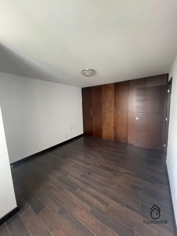 Apartamento en renta Attica II zona 14 — Apartamento en Alquiler en Zona 14, Guatemala, Ciudad — foto 9 de 11