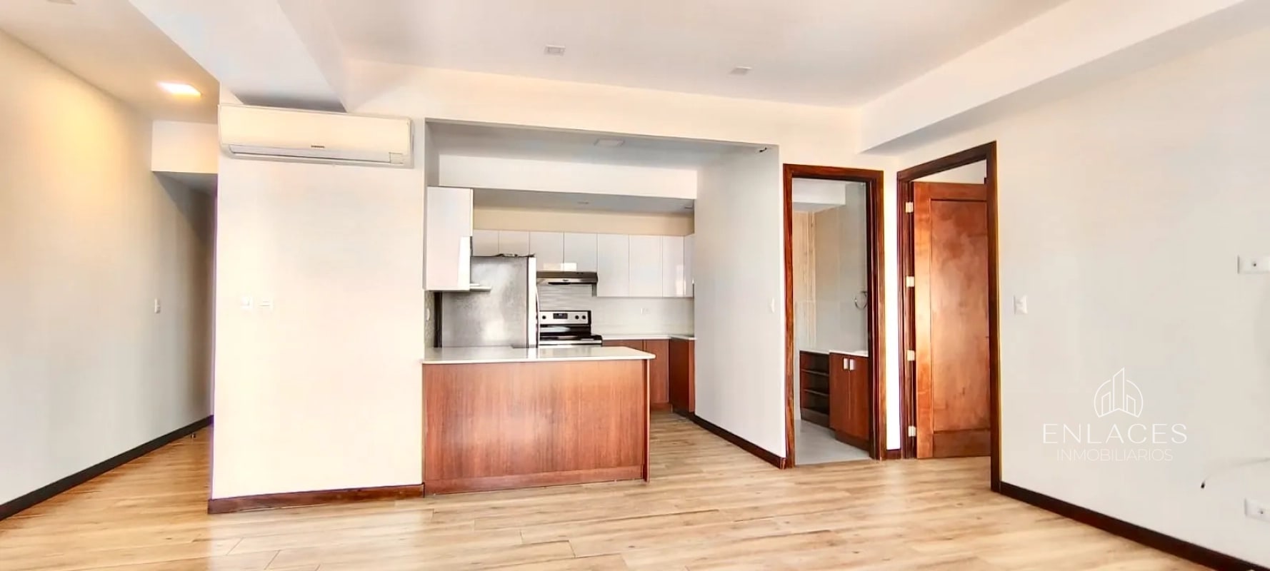 Zona 15 VH2 • Apartamento en Renta • Edificio Taormina - 1