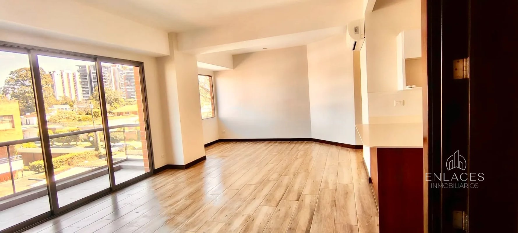 Zona 15 VH2 • Apartamento en Renta • Edificio Taormina - 8