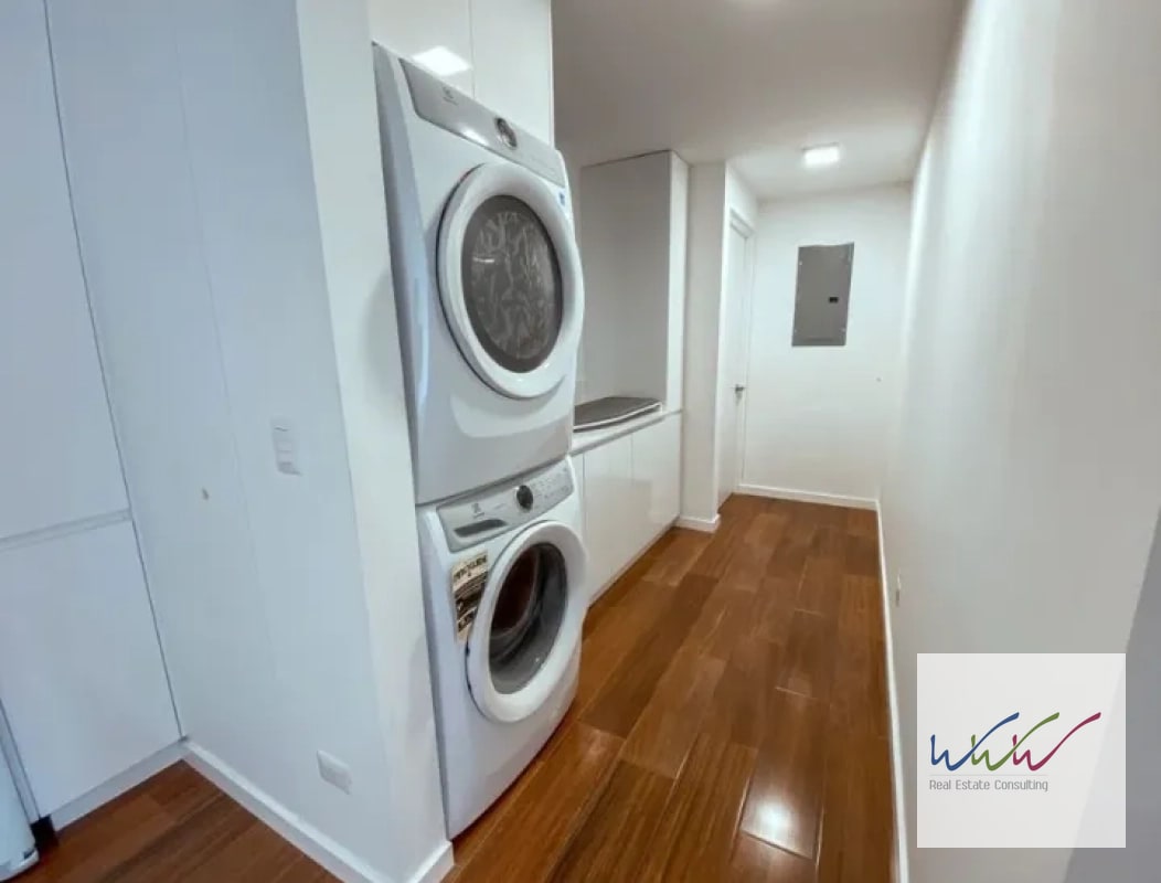 Rento Apartamento de 234 m2 en Lucca, Zona 10 - 9