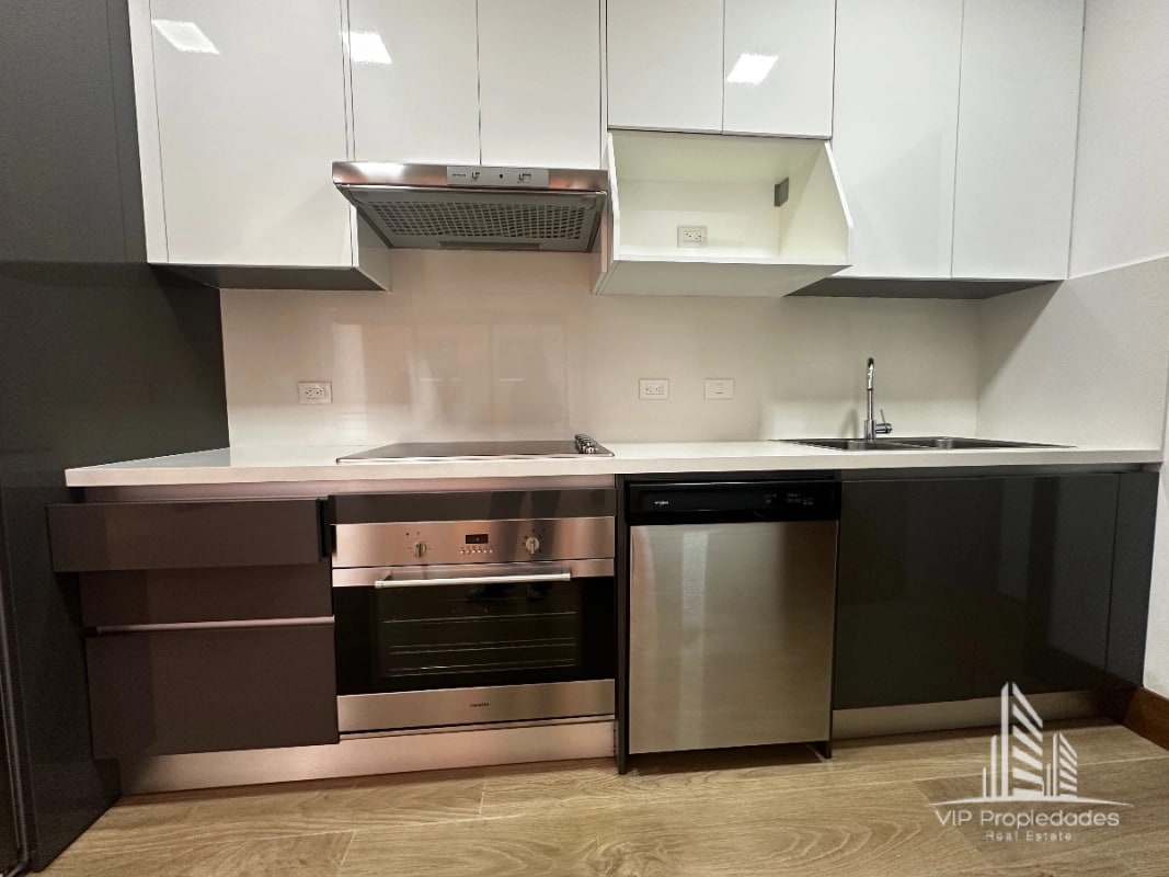 Apartamento en alquiler – Zona 15, VH I, Edificio Bonares - 12