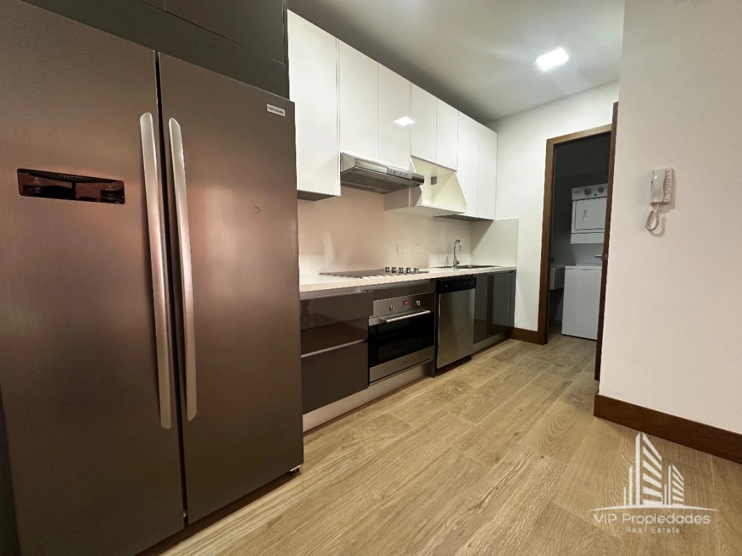 Apartamento en alquiler – Zona 15, VH I, Edificio Bonares - 11