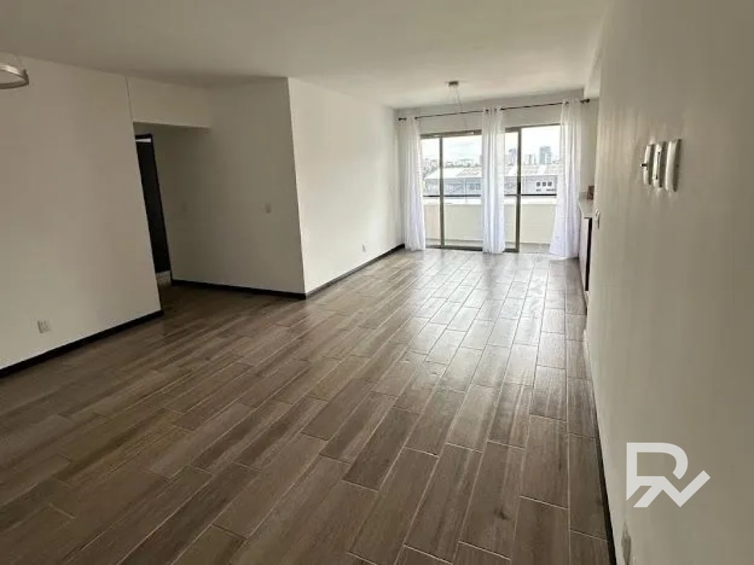 Alquilo apartamento en Segheria zona 14 (La Villa) - 2