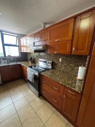Apartamento Amplio en Alquiler, Edificio Bellagio, zona 14 — Apartamento en Alquiler en Bellagio, Zona 14, Guatemala, Ciudad — miniatura 7 de 9