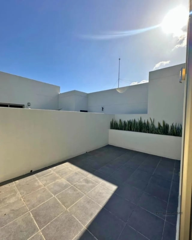 APARTAMENTO EN RENTA ZONA 10, NIVEL ALTO - 11