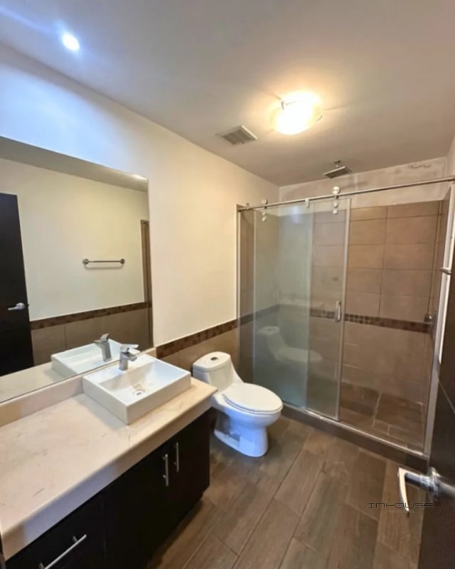 APARTAMENTO EN RENTA ZONA 10, NIVEL ALTO - 10