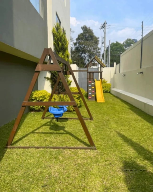 APARTAMENTO EN RENTA ZONA 10, NIVEL ALTO - 4
