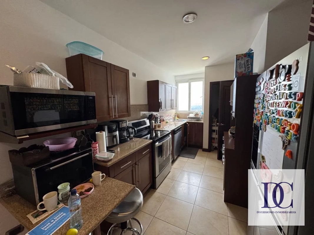 📍 APTO EN VENTA – 3 HAB + SALA FAM | EDIFICIO TORRE REAL | CAES KM 9 - 11