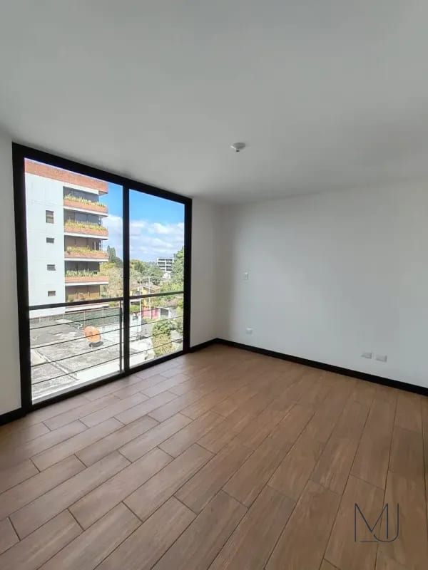 Apartamento en Alquiler | Torre Praga | Zona 15 VH1 | 2 habitaciones · Balcón — Apartamento en Alquiler en Zona 15, Guatemala, Ciudad — foto 12 de 13