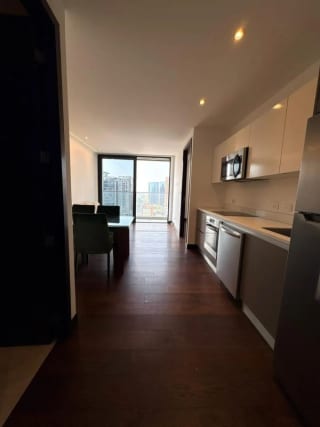 Apartamento en Alquiler | Vasanta | Zona 10 | Amueblado · Balcón amplio — Apartamento en Alquiler en Vasanta, Zona 10, Guatemala, Ciudad — miniatura 4 de 6
