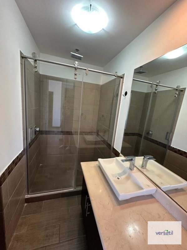 Lindo Apartamento en alquiler zona 10 Penthouse - 8