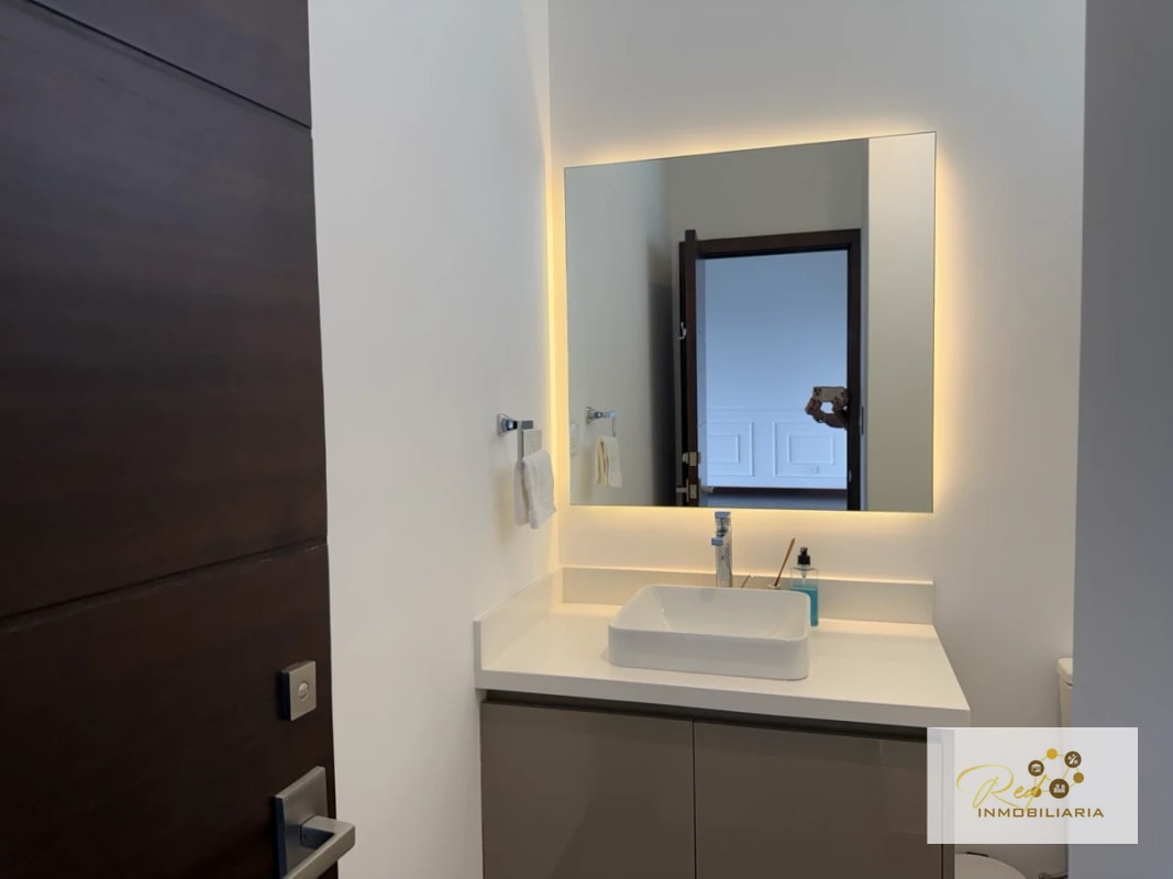 🏙️ Apartamento de lujo en alquiler – Cayalá - 2
