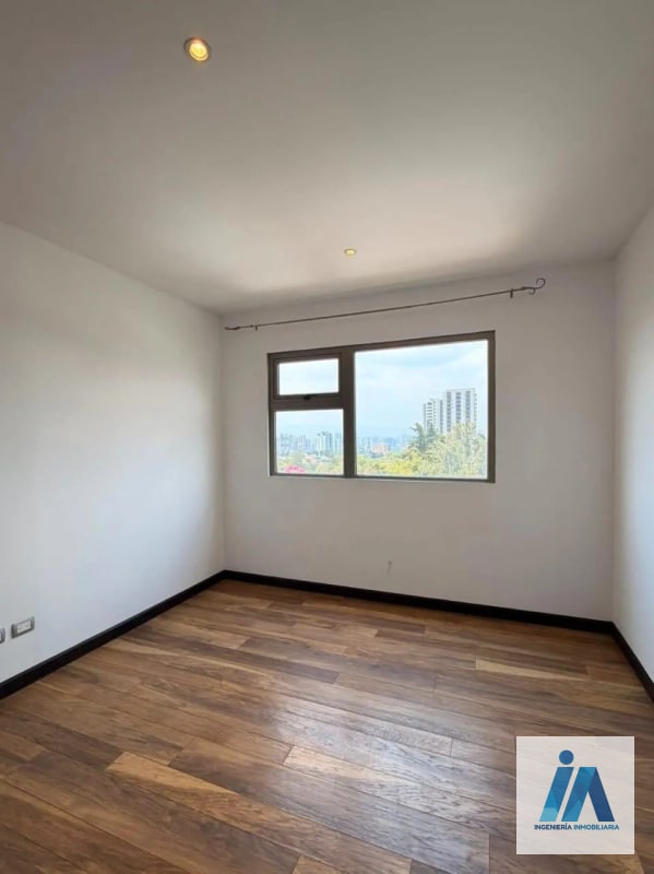 APARTAMENTO EN VENTA📍 Edificio Torre Verde, Zona 15 VH2 - 9