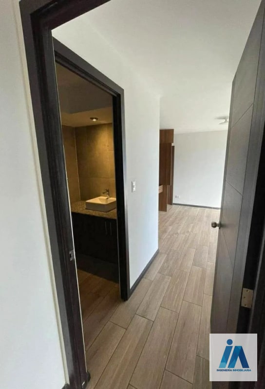 APARTAMENTO EN ALQUILER 📍 Edificio Nagano, Zona 16 - 12