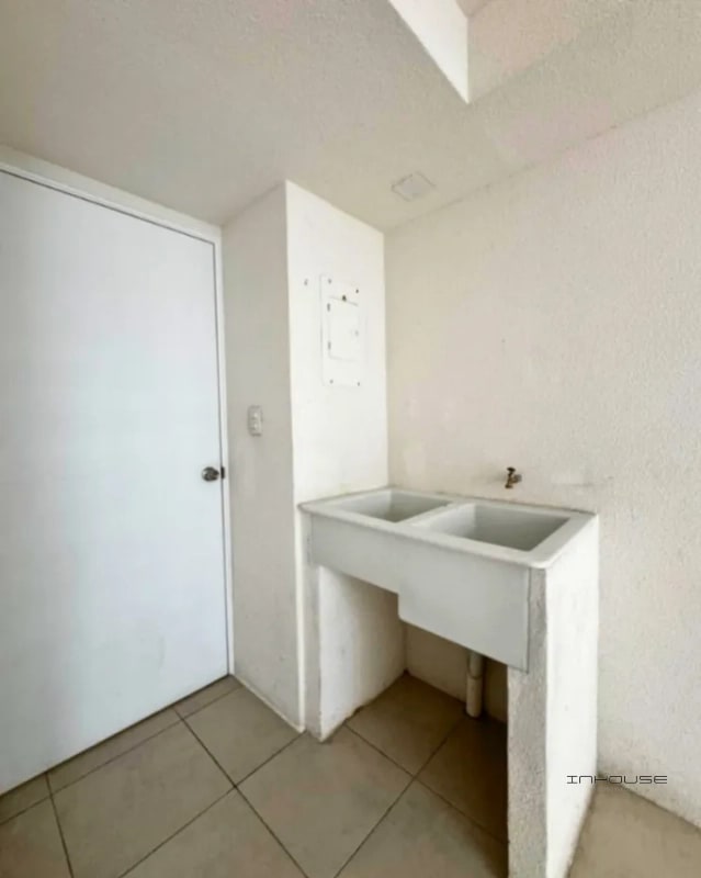 APARTAMENTO EN RENTA ZONA 6, VÍAS LA PARROQUIA - 4