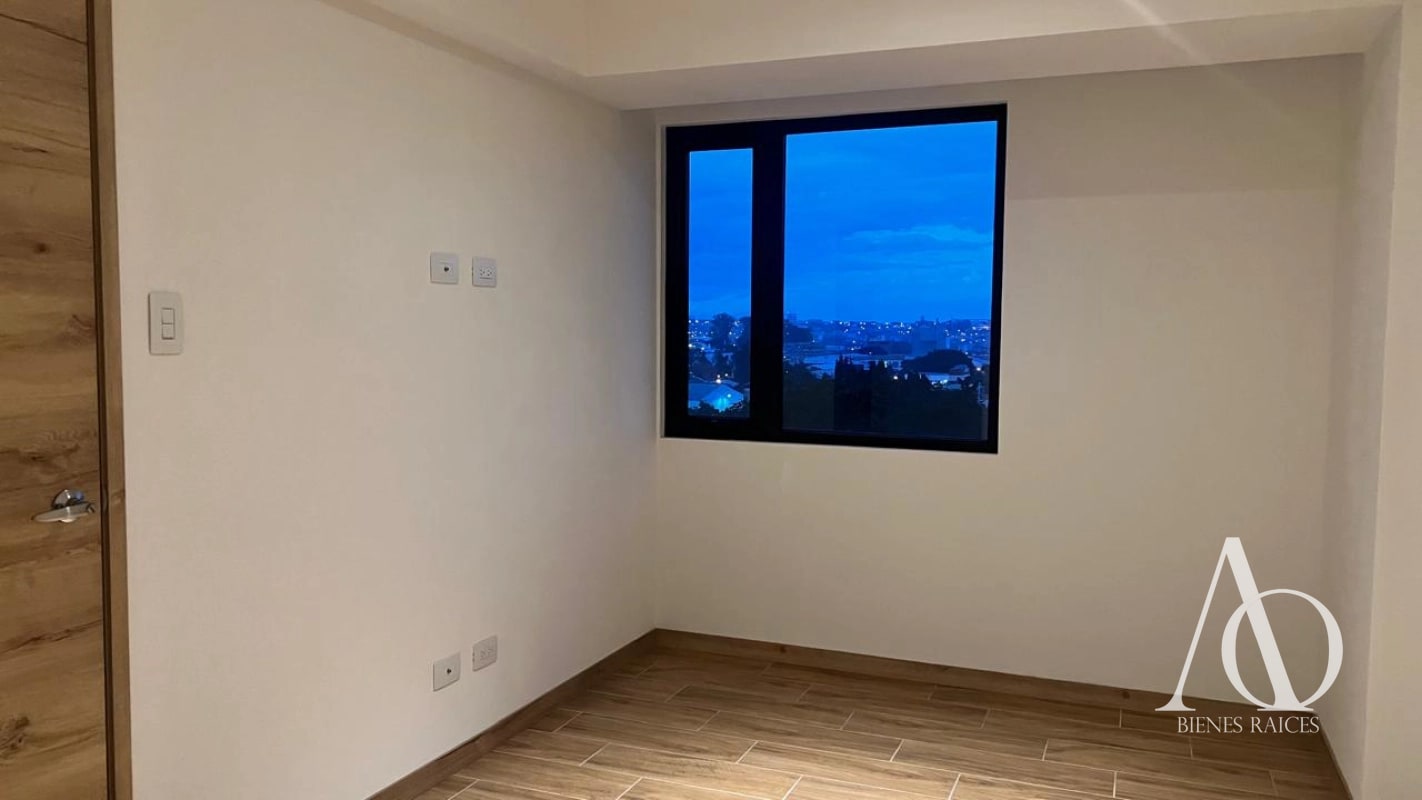 Apartamento en Alquiler Edificio Cendana, zona 9 N7 / EN DIRECTO - 8