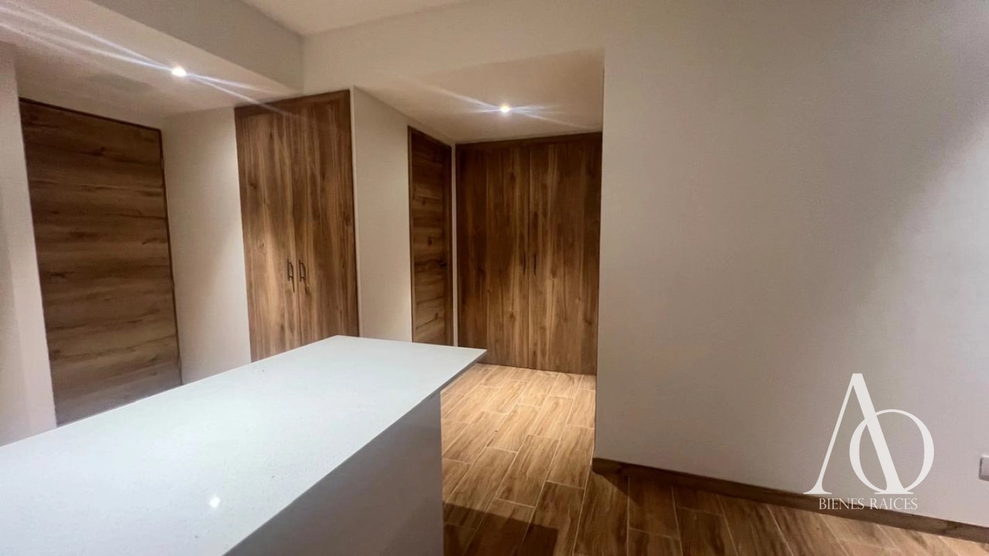 Apartamento en Alquiler Edificio Cendana, zona 9 N7 / EN DIRECTO - 4