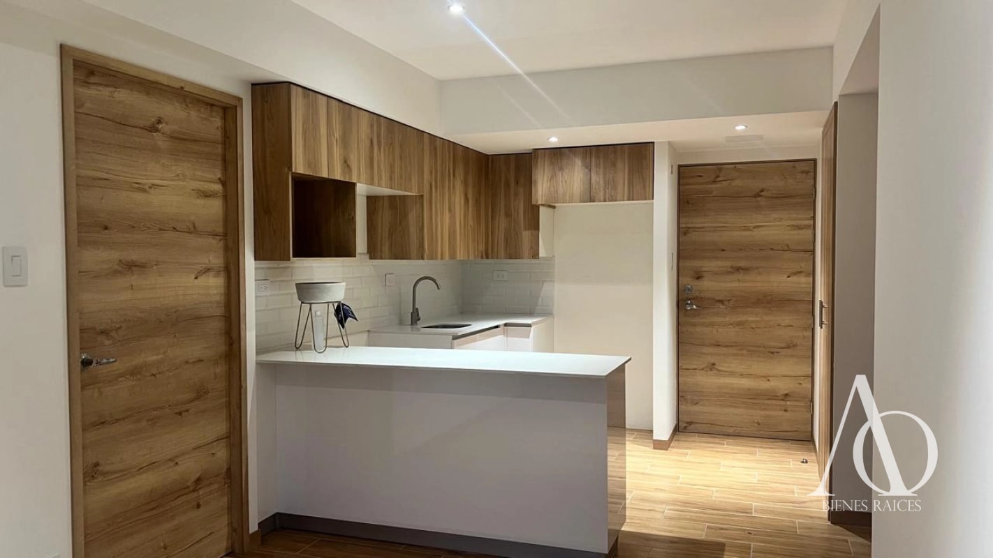 Apartamento en Alquiler Edificio Cendana, zona 9 N7 / EN DIRECTO - 2