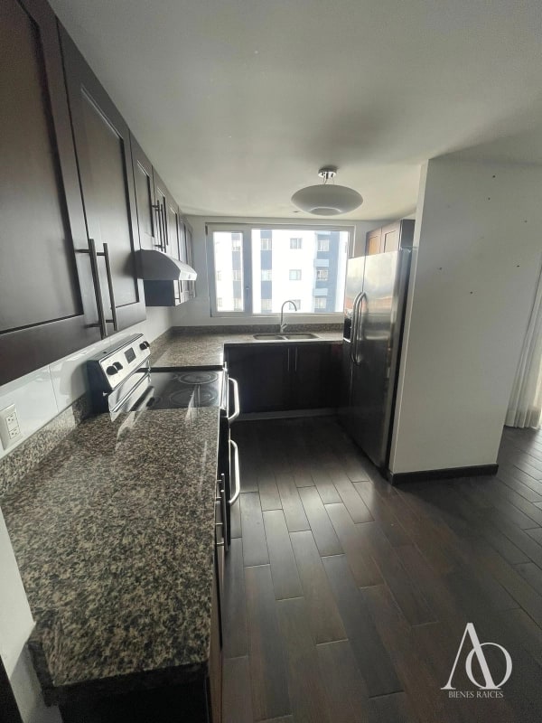 Apartamento en Alquiler Edificio Attica II, zona 14 N14 / EN DIRECTO 01 - 11