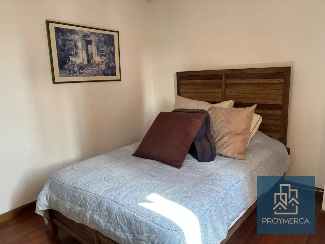 Venta de Apartamento, Edificio Antiguo Zona 14 - 11