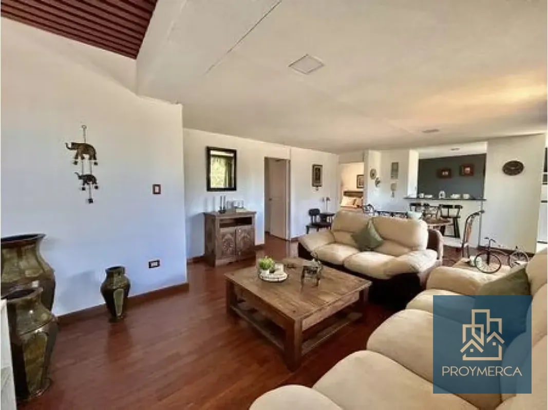 Venta de Apartamento, Edificio Antiguo Zona 14 - 5