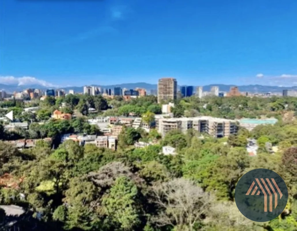 ALQUILER DE AMPLIO APARTAMENTO - TRIVÁ, ZONA 15 - 2
