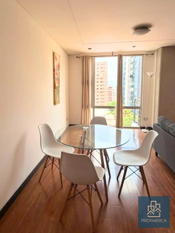 Apartamento en alquiler, Edificio Torre 14, Zona 14 - 9