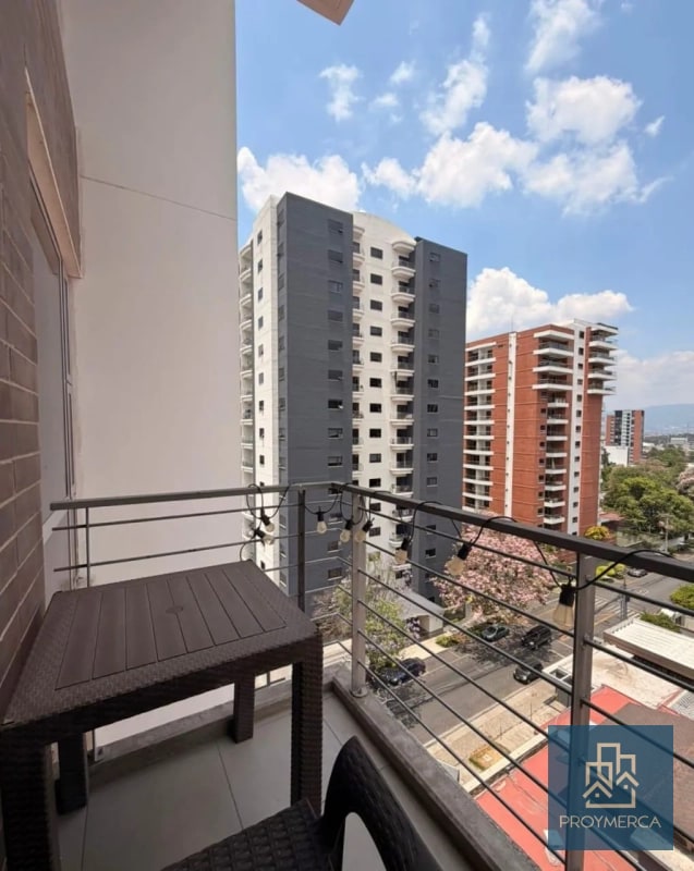Apartamento en alquiler, Edificio Torre 14, Zona 14 - 8