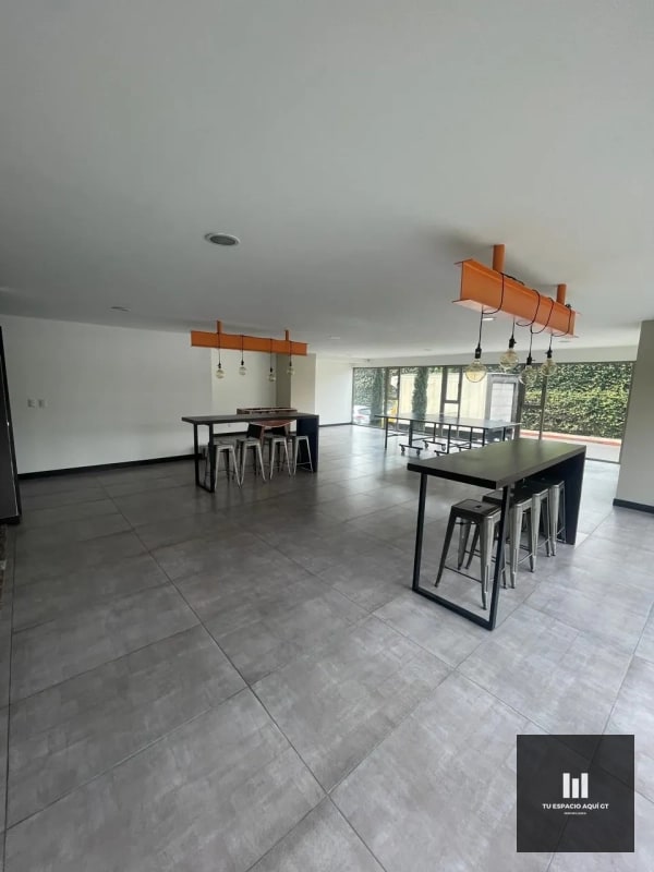 Lujoso Apartamento En Renta - En Verona, Zona 10 - 11