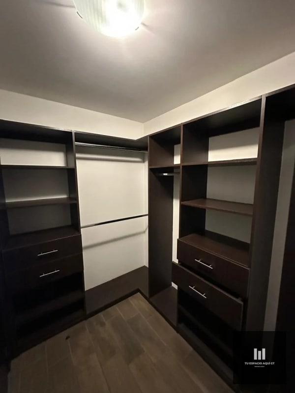 Lujoso Apartamento En Renta - En Verona, Zona 10 - 9