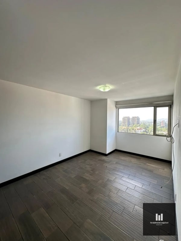 Lujoso Apartamento En Renta - En Verona, Zona 10 - 4