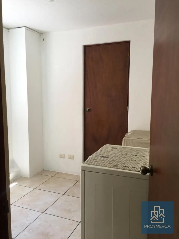 Apartamento en venta, Edificio Altos de La Colina, Zona 12 - 12