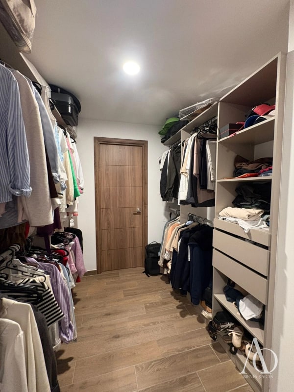 Apartamento en Venta Edificio Parque 14, zona 14 N14 / EN DIRECTO 02 - 11