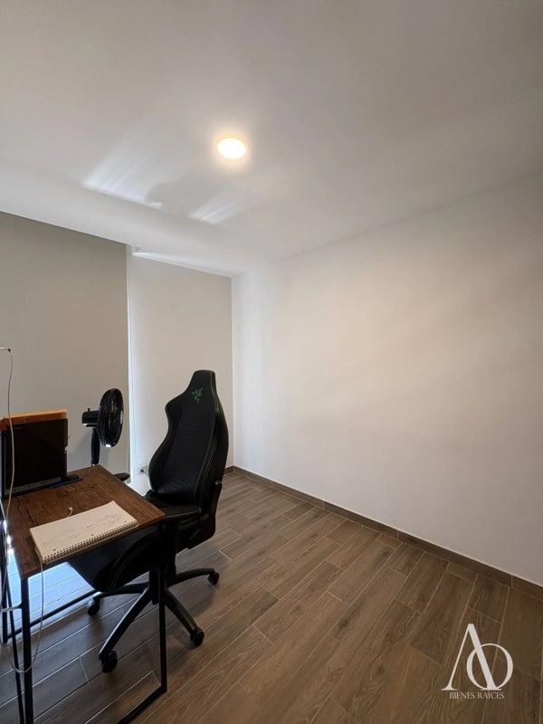 Apartamento en Venta Edificio Parque 14, zona 14 N14 / EN DIRECTO 02 - 9