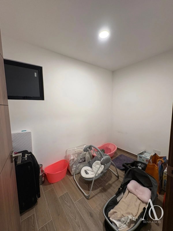 Apartamento en Venta Edificio Parque 14, zona 14 N14 / EN DIRECTO 02 - 4